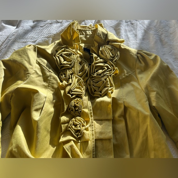 Chartreuse snap front coat by RYU. NWT. Size M - Picture 5 of 7